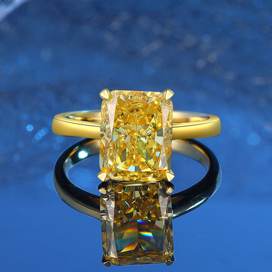 Anillo de Plata S925 con Diamante Amarillo Corte Princesa